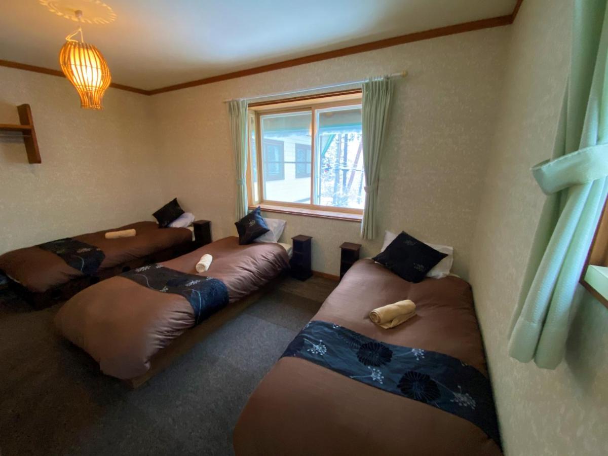 Hakuba Snowdrift Lodge Exterior photo